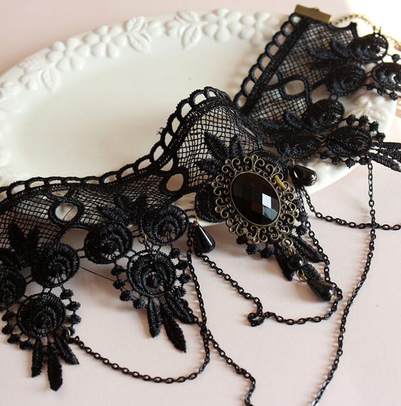Black Lace Gemstone Choker Collar – Gothic Halloween Costume Necklace