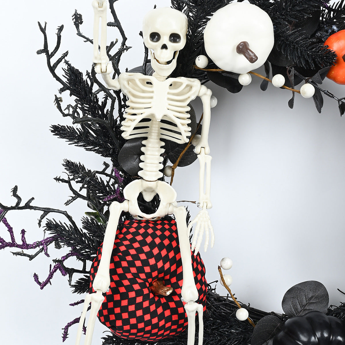 Halloween Skull & Pumpkin Wreath – Gothic Door Decor